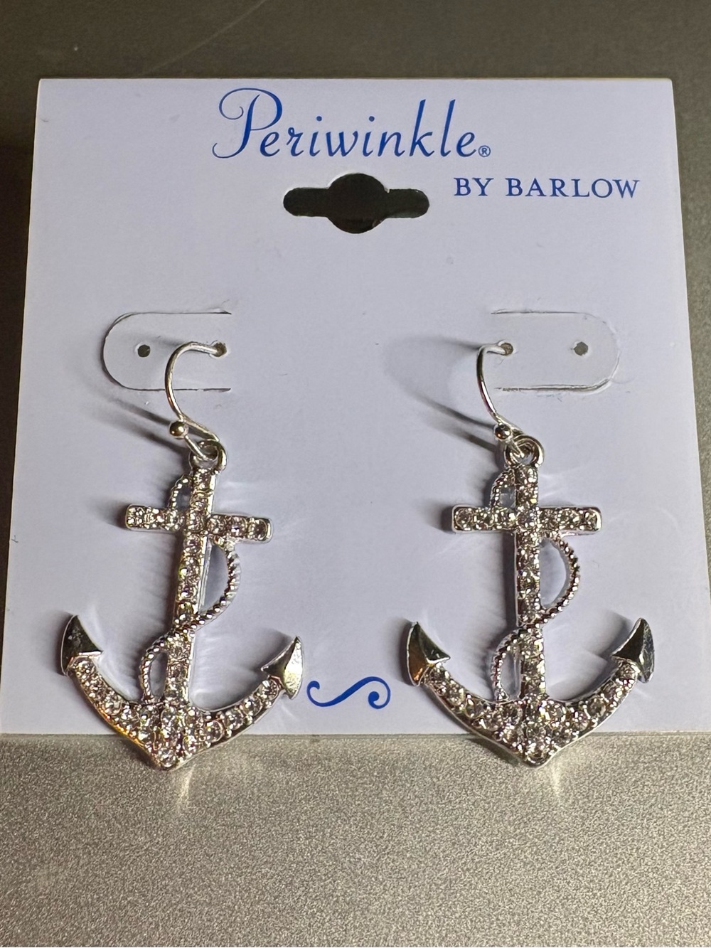 Sparkly anchor earrings!